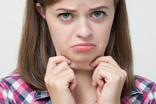 フェイスラインは顔の印象を左右する