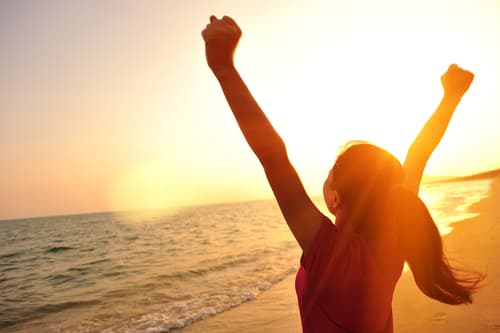 一石二鳥！肩こりを解消して、肌荒れも解消！