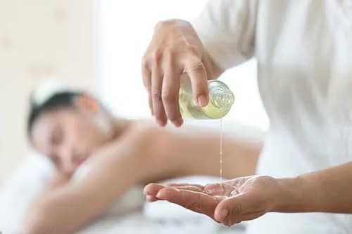 肌につける美容オイル