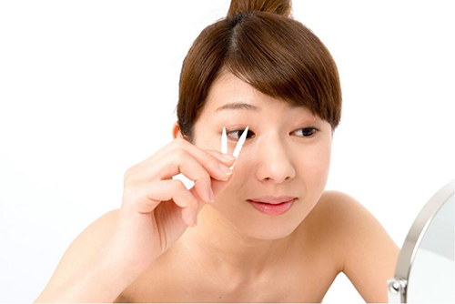 実はすごい進化を遂げていた......最新二重ノリでぱっちり二重に