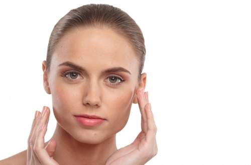 日本人に平行型二重は似合わない？