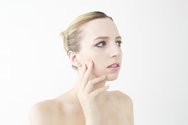 ダウンタイムなく高い効果が得られるのはなぜ？