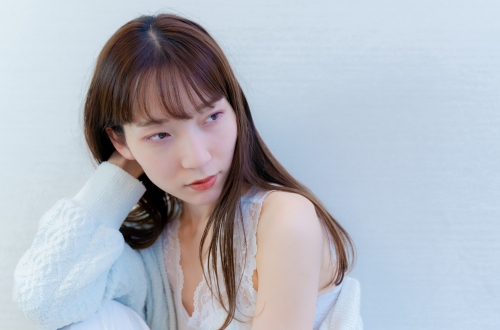 二重と奥二重の違いは？奥二重をぱっちり二重にする方法も紹介！