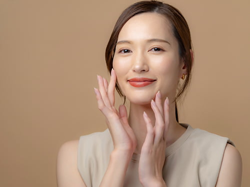 【年齢別】目元のエイジングケアのコツやポイント