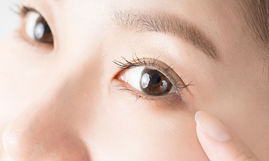 目の下のクマ改善に効果的なヒアルロン酸施術