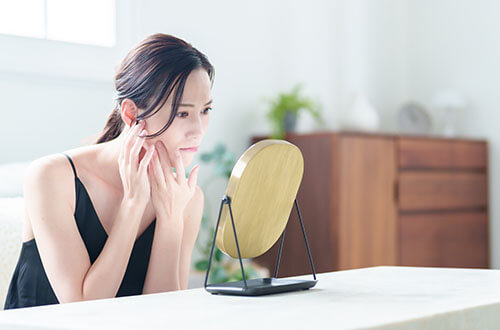 シミ取りレーザーは効果ある？治療法の違いや改善を実感できるまでの期間を解説